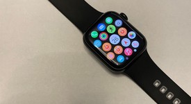 Mint
													Apple Watch Series 7 41mm - Unlocked, Green, A2475 - Cellular, Aluminum, photo 2 of 5