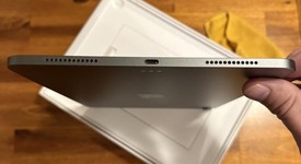 Mint
													Apple iPad Air 5th Gen - Wi-Fi, Gray, 256 GB, A2588, photo 1 of 7