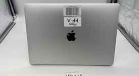 Good
													MacBook Pro 2020 - 13" - Apple M1, Silver, 256 GB, 8 GB, photo 4 of 6