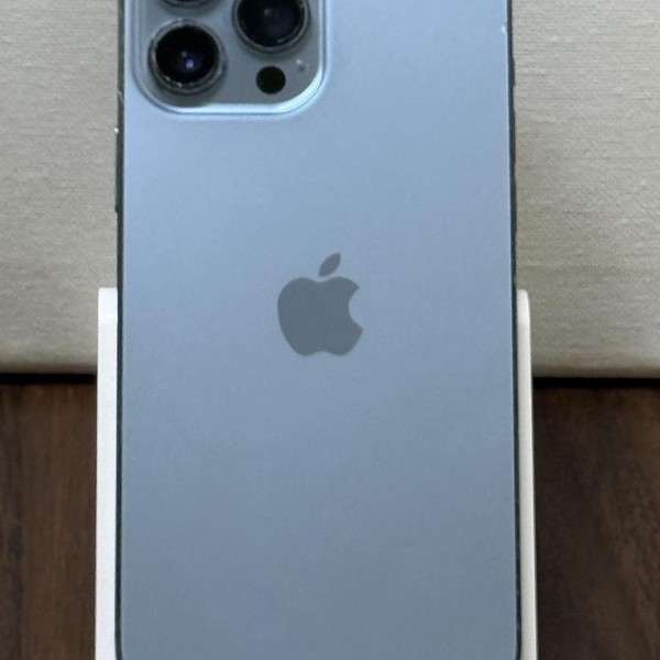 Apple iPhone 13 Pro Max - Unlocked, 1 TB, Sierra Blue, A2484