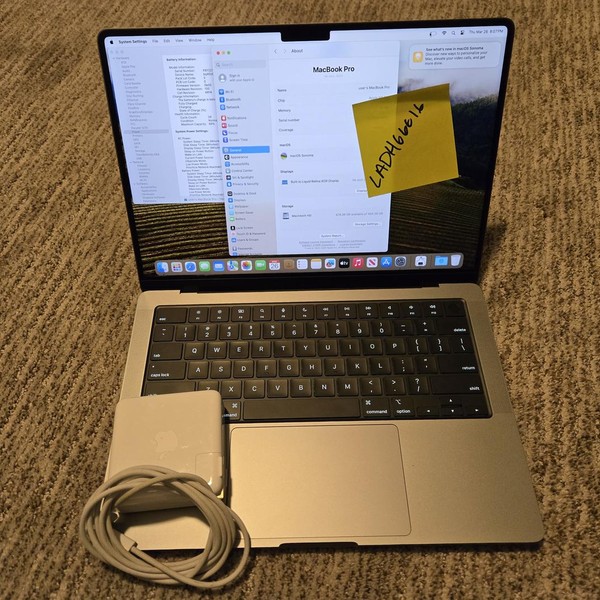 MacBook Pro 2021 - 14 inch - 512 GB, Gray, 32 GB, Apple M1 Pro 10-core