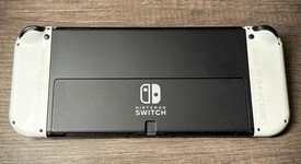 Mint
													Nintendo Switch - OLED - White, 64 GB, photo 3 of 14