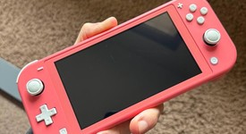 Good
													Nintendo Switch Lite - Coral, photo 3 of 6