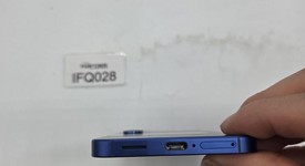 Mint
													Samsung Galaxy S25 - T-Mobile, Navy Blue, 128 GB, 12 GB, SM-S931U, photo 5 of 9