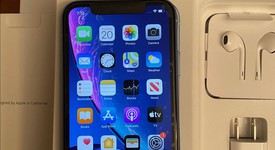 Mint
													Apple iPhone Xr - AT&T, Blue, 128 GB, A1984, photo 4 of 9