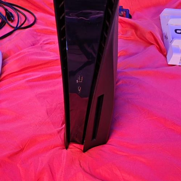 PlayStation 5 Standard Edition (2020) - 825 GB, White, Standard Edition