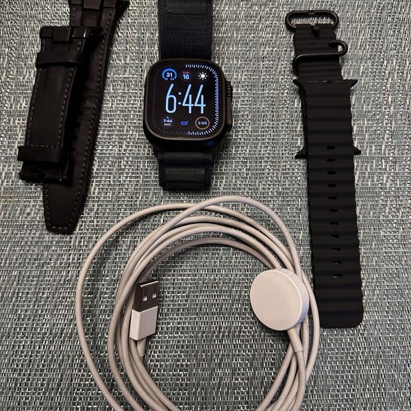 Apple Watch Ultra 2 49mm - Unlocked, Black, A2986