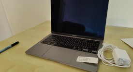 Good
													MacBook Air 2020 - 13" - Apple M1, Gray, 256 GB, 8 GB, photo 1 of 22