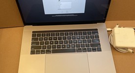 Good
													MacBook Pro 2018 (With Touch Bar) - 15" - I7, Gray, 512 GB, 16 GB, photo 1 of 10