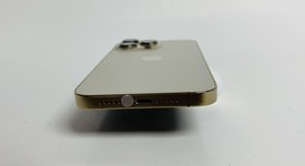 Good
													Apple iPhone 13 Pro - Unlocked, Gold, 256 GB, A2483, photo 5 of 9