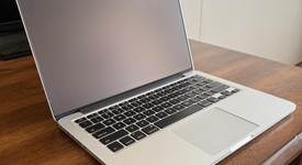Good
													MacBook Pro 2015 (Retina) - 13" - Silver, 256 GB, 8 GB, photo 2 of 11