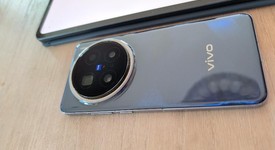 Good
													Vivo X200 Pro - Unlocked Non-US, Blue, 512 GB, 16 GB, photo 3 of 8