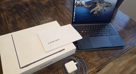 Good
													MacBook Air 2022 - 13" - Apple M2, Midnight, 1 TB, 16 GB, photo 1 of 11