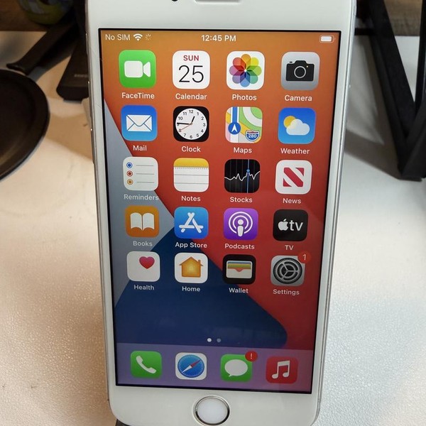 Apple iPhone 6S - Unlocked, Silver, 32 GB, A1688