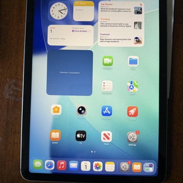 Apple iPad Air 11 inch (M2) 2024 - Unlocked, 256 GB, Gray, A2903