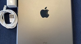 Good
													Apple iPad Air 3rd Gen - Wi-Fi, Gray, 64 GB, photo 4 of 8