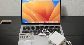 Good
													MacBook Pro 2017 (No Touch Bar) - 13" - I5, Silver, 128 GB, 8 GB, photo 1 of 14