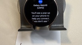 Good
													Samsung Galaxy Watch5 - Unlocked, Gold, 40mm, photo 6 of 6