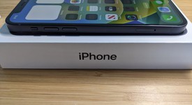 Mint
													Apple iPhone 12 - Unlocked, Black, 64 GB, A2172, photo 4 of 11
