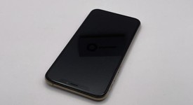 Good
													Apple iPhone Xs - Unlocked, Gold, 256 GB, A1920, photo 4 of 5