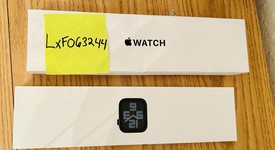 Mint
													Apple Watch SE 2nd Gen 40mm - T-Mobile, Midnight, A2726 - Cellular, Aluminum, photo 1 of 12