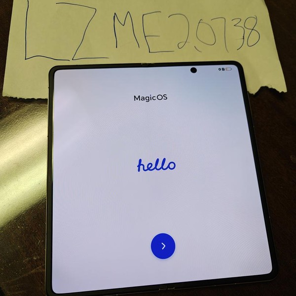 Honor Magic V5 - Unlocked Non-US, White, 512 GB, 16 GB