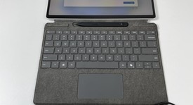 Good
													Microsoft Surface Pro 11 - Platinum, 256 GB, 16 GB, photo 1 of 9