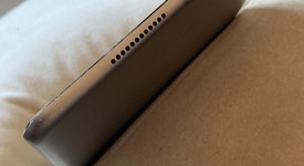 Fair
													Apple iPad Pro 9.7" - AT&T, Gray, 32 GB, A1674, photo 4 of 8