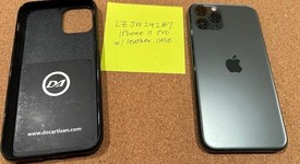 Good
													Apple iPhone 11 Pro - Unlocked, Gray, 256 GB, A2160, photo 3 of 5