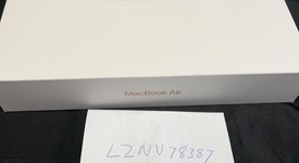 Good
													MacBook Air 2020 - 13" - Apple M1, Gold, 256 GB, 8 GB, photo 3 of 6