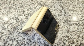 Good
													Samsung Galaxy Z Flip6 - Unlocked, Yellow, 256 GB, 12 GB, SM-F741U1, photo 4 of 5