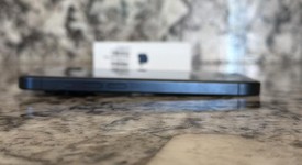 Mint
													Apple iPhone 15 Pro - Unlocked, Blue, 256 GB, A2848, photo 2 of 5