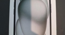 Mint
													Apple iPhone 15 - Unlocked, Black, 128 GB, A2846, photo 1 of 9