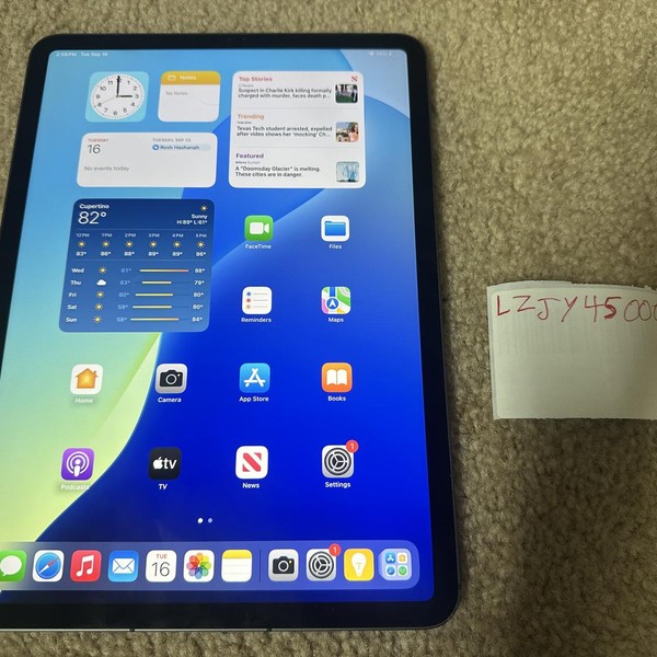 Apple iPad Pro 11 inch 3rd Gen 2021 - Unlocked, 1 TB, Gray