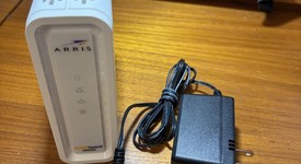 Mint
													ARRIS Modem, photo 2 of 3