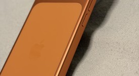 Mint
													Apple iPhone 17 Pro - Unlocked, Cosmic Orange, 256 GB, A3256, photo 4 of 10