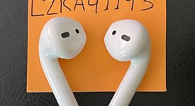 Used
													Apple AirPods 2nd Gen - Wireless Case, photo 5 of 5