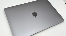 Fair
													MacBook Air 2020 - 13" - Apple M1, Gray, 128 GB, 8 GB, photo 1 of 17