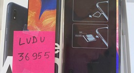 Mint
													Samsung Galaxy A10e - Unlocked, Black, 32 GB, 2 GB, SM-A102U1, photo 3 of 5