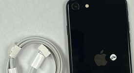 Mint
													Apple iPhone SE 3rd Gen 2022 - Unlocked, Midnight, 64 GB, A2595, photo 1 of 10