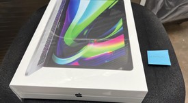 New
													MacBook Pro 2022 - 13" - Apple M2, Gray, 512 GB, 8 GB, photo 2 of 4