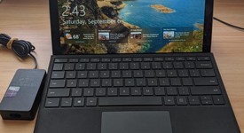 Good
													Microsoft Surface Pro 5 (2017) - Wi-Fi, Silver, 256 GB, 8 GB, photo 1 of 14