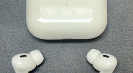 Used
													Apple AirPods Pro 2 - Lightning, photo 3 of 6
