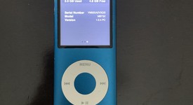 Good
													Apple iPod Nano 5th Gen - Blue, 8 GB, photo 3 of 8