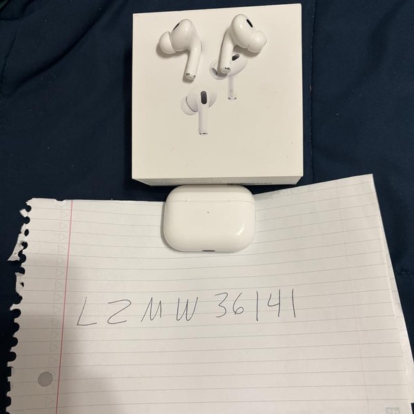 Apple AirPods Pro 2 - USB-C