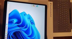 Mint
													Microsoft Surface Pro 8 - I5, Platinum, 256 GB, 8 GB, photo 1 of 14