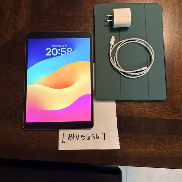 Apple iPad Pro 10.5 inch - Wi-Fi, 64 GB, Gray