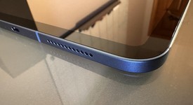 Mint
													Apple iPad 10th Gen - Unlocked, Blue, 64 GB, A2757, photo 5 of 7