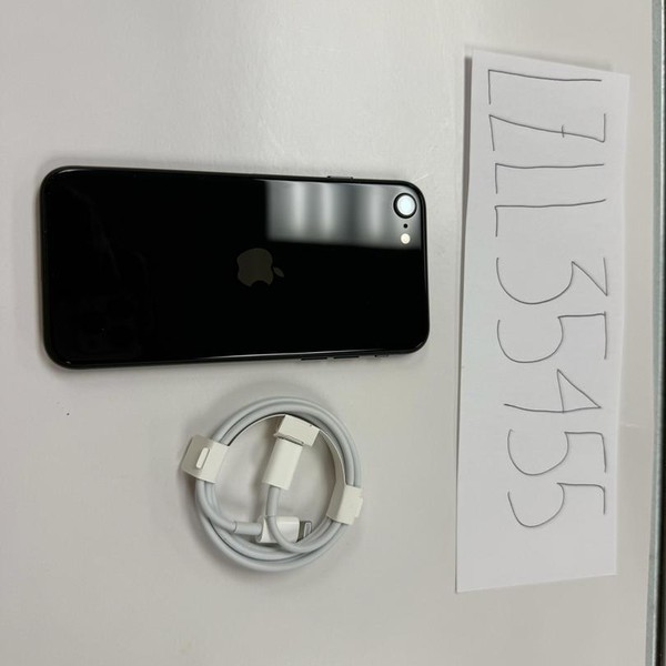 Apple iPhone SE 3rd Gen 2022 - Unlocked, 64 GB, Midnight, A2595