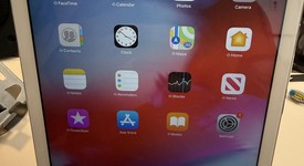 Good
													Apple iPad Air - Unlocked, Silver, 32 GB, photo 1 of 5